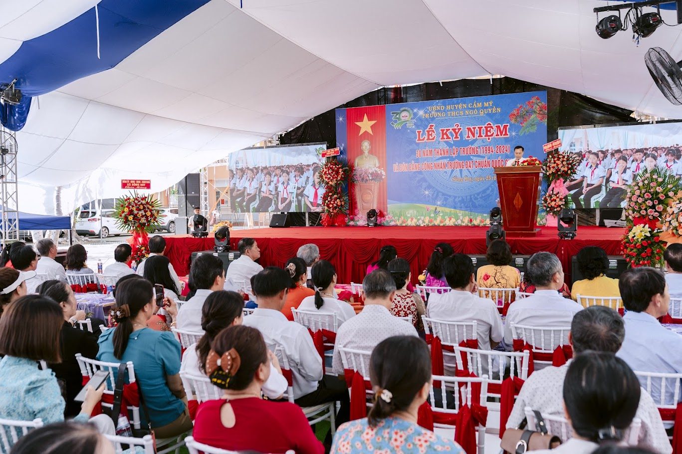 Lễ Kỷ Niệm 30 Năm Thành Lập Trường THCS Ngô Quyền Và Đón Bằng Công Nhận Trường Đạt Chuẩn Quốc Gia Mức Độ II